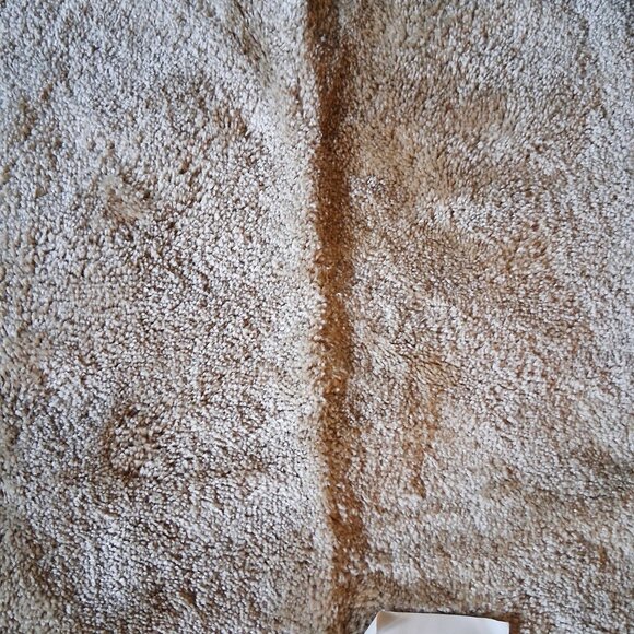 NWT Mohawk Home Classic Beige Rug - Picture 4 of 10